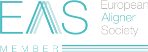 EAS-Logo mit stilisiertem A und Schriftzug Aligner, blaue Linien darunter
